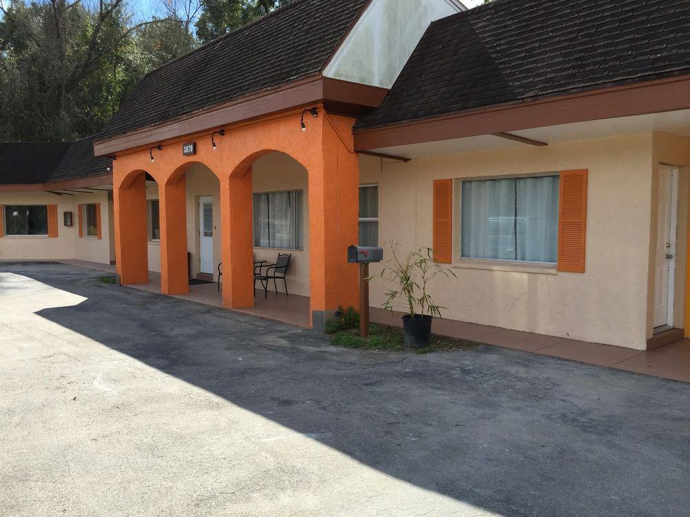 At Home Express Tangerine Inn De Land Ngoại thất bức ảnh